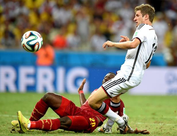 Klose rettet Deutschland und zieht mit Ronaldo gleich