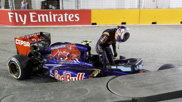 Vettel knipst die WM-Lichter aus