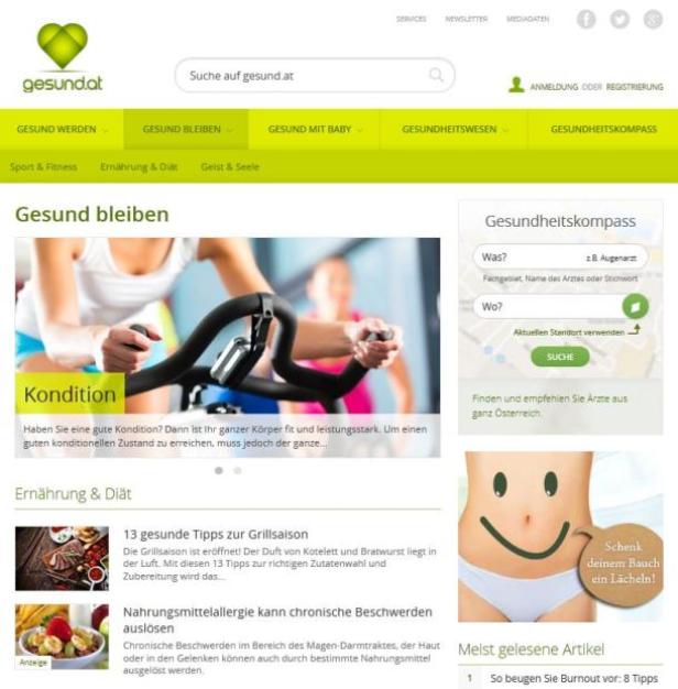 Eine Frau trainiert auf einem Hometrainer auf der Webseite gesund.at.
