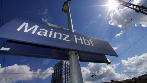 Gewerkschaft vida zeigt Deutsche Bahn an