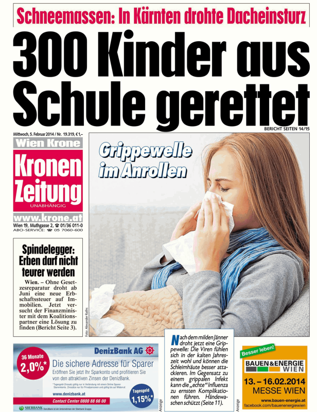 Eine Frau mit Grippe putzt sich die Nase.
