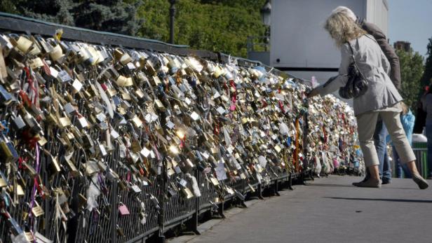 "Lovelocks": Wenn die Liebe ins Schloss fällt