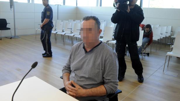 Lebensgefährtin in NÖ erstochen: Lebenslange Haft