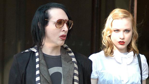 Marilyn Manson und Evan Rachel Wood stehen nebeneinander.