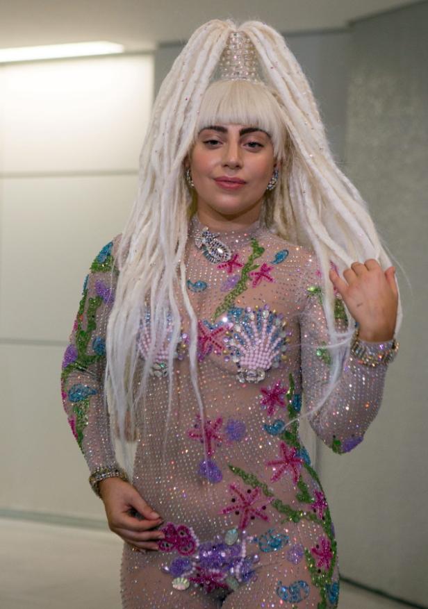Ihr Team verlässt sie: Lady Gaga stürzt ab