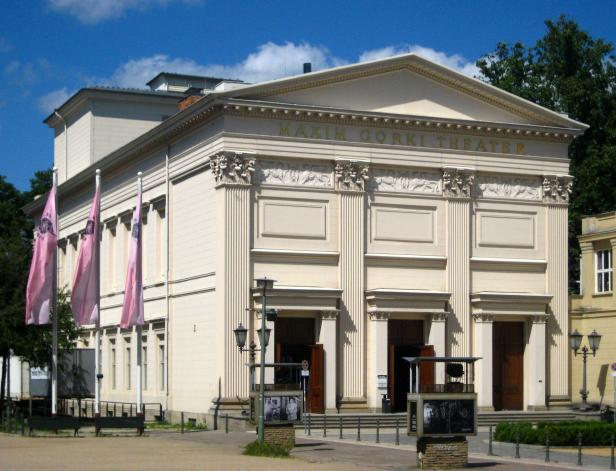 Burgtheater ist für Kritiker "das größte Ärgernis des Jahres"