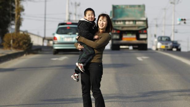 Tsunami-Überlebende: "Welle riss Kinder mit"