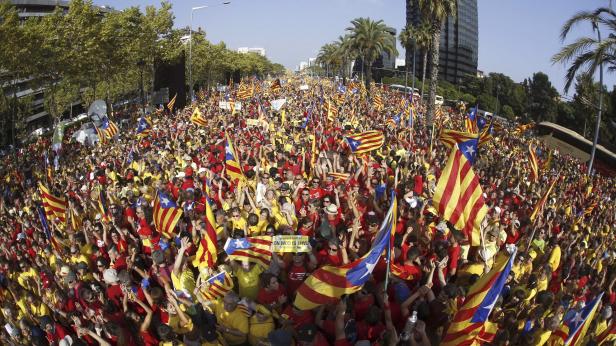 Katalanischer Schritt Richtung Unabhängigkeit