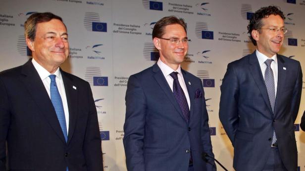 EZB-Chef Mario Draghi, EU-Kommissar Jyrki Katainen, Eurochef Jeroen Dijsselbloem