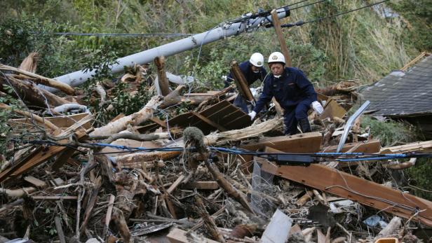 Taifun Wipha wütete auf Oshima