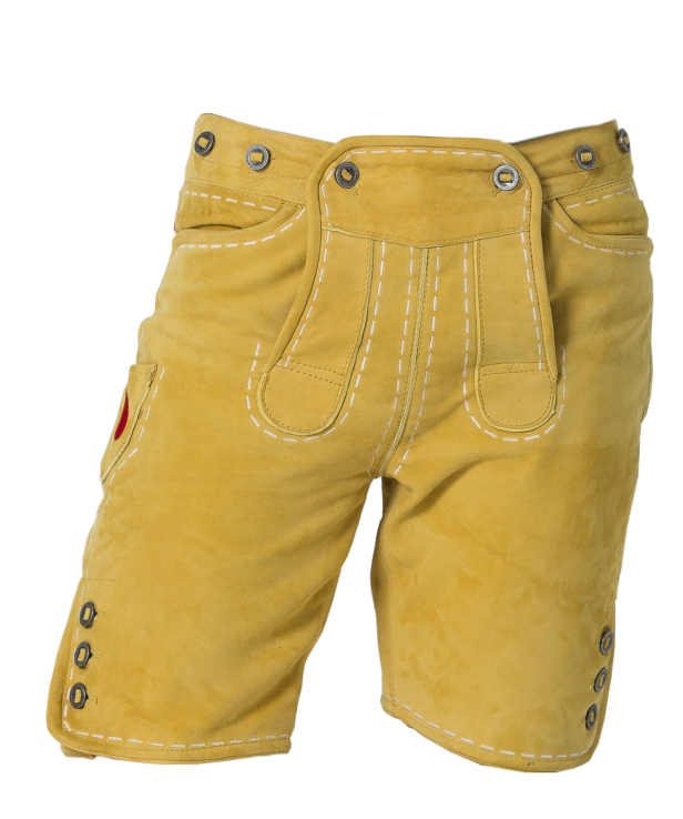 Eine gelbe, kurze Lederhose mit hellen Ziernähten und Knöpfen.