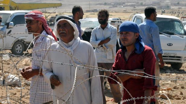 45.000 syrische Kurden seit Freitag in Türkei geflüchtet