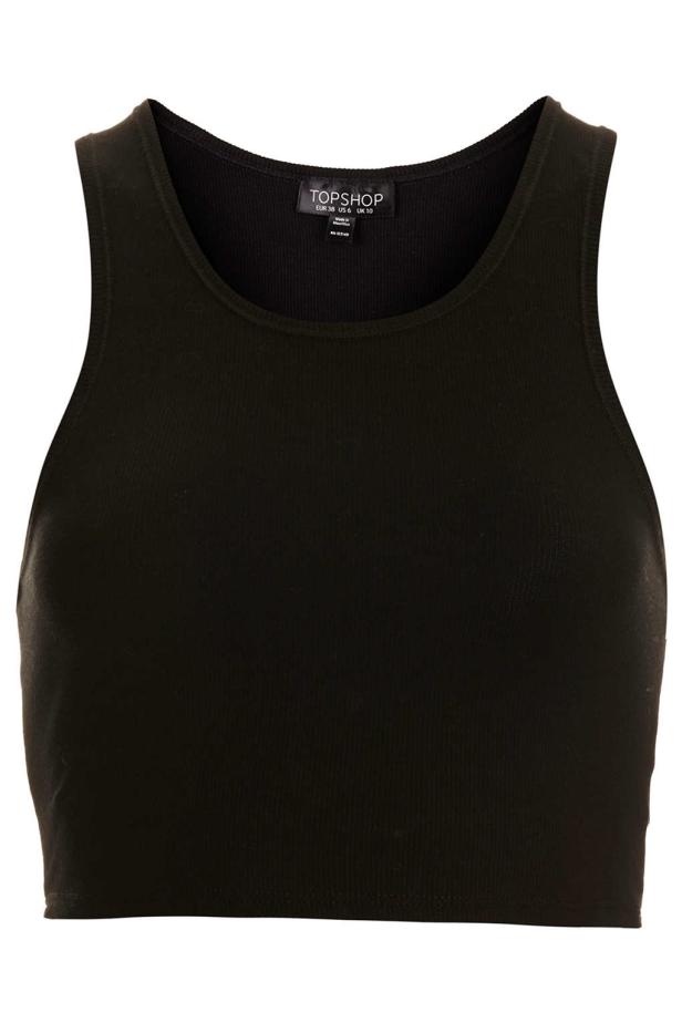 Ein schwarzes, geripptes Tanktop von Topshop.
