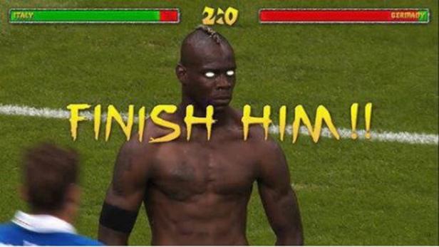 Eine Fotomontage von Mario Balotelli im Stil des Videospiels Mortal Kombat.