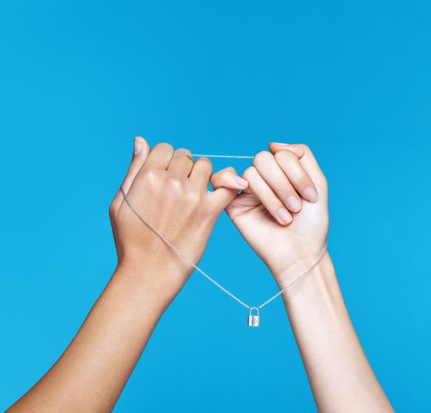 LVforUNICEF_Pinky Promise (2).jpg David Beckham: Stargast des UNICEF-Balls