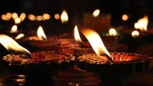 Diwali führt Indien zur Erleuchtung