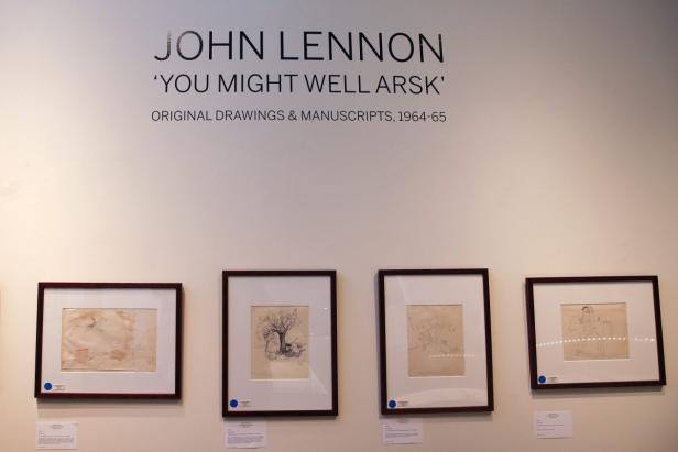 Eine Ausstellung mit Zeichnungen und Manuskripten von John Lennon aus den Jahren 1964-65.