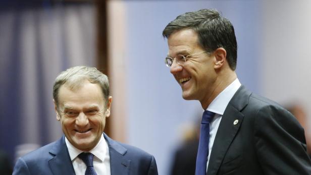 Tusk, Rutte EU will Flüchtlingszahlen in wenigen Wochen reduzieren