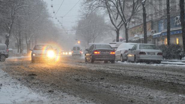 Zahlreiche Verkehrsunfälle nach Schneefall