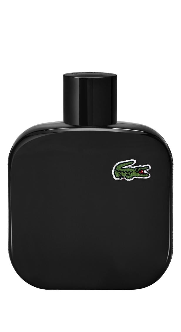 Eine schwarze Flasche Lacoste Eau de Toilette mit dem Krokodil-Logo.