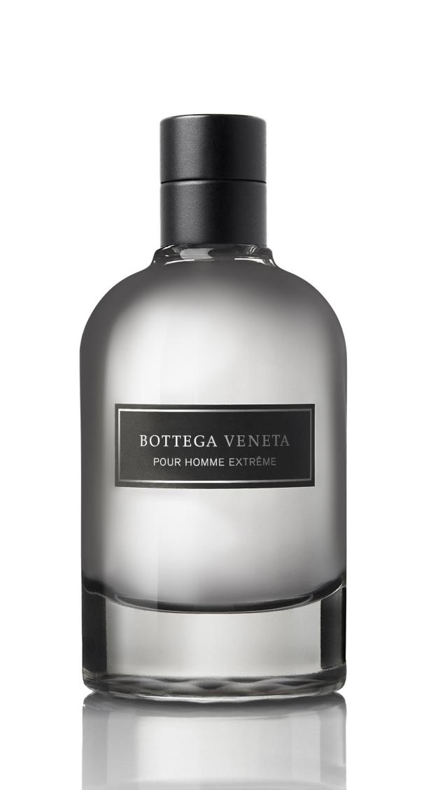 Eine Flasche „Bottega Veneta Pour Homme Extrême“ Eau de Toilette.