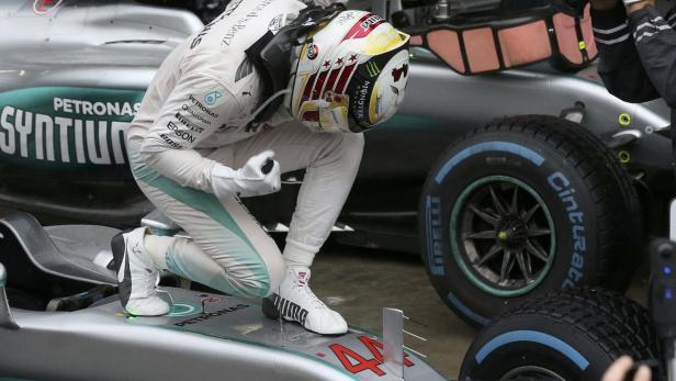 Hamilton gewinnt Chaos-GP in Brasilien