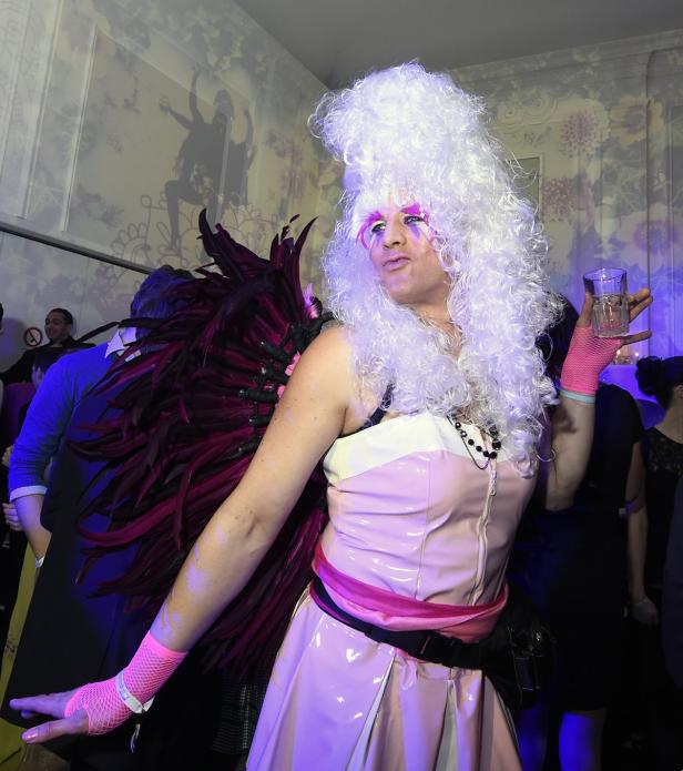 Schrill: Eindrücke vom Rosenball