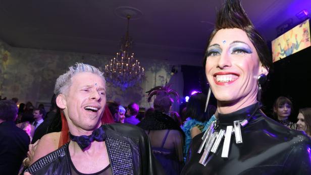 Schrill: Eindrücke vom Rosenball