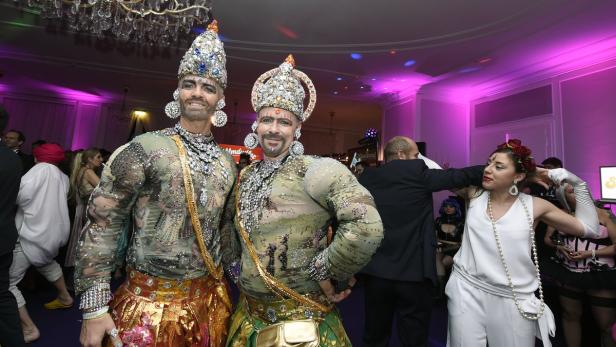 Schrill: Eindrücke vom Rosenball