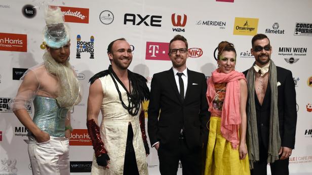 Schrill: Eindrücke vom Rosenball
