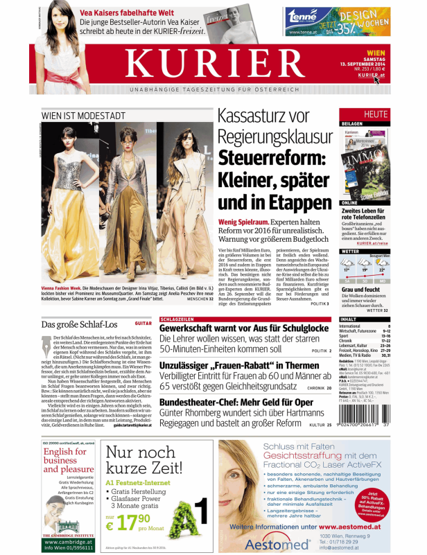 Models präsentieren Designs auf der Vienna Fashion Week.