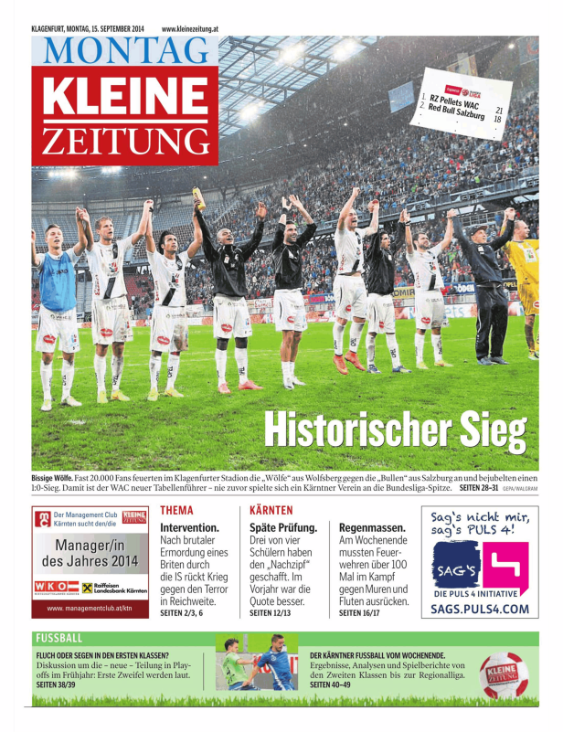 Mannschaft des RZ Pellets WAC feiert einen historischen Sieg im Klagenfurter Stadion.