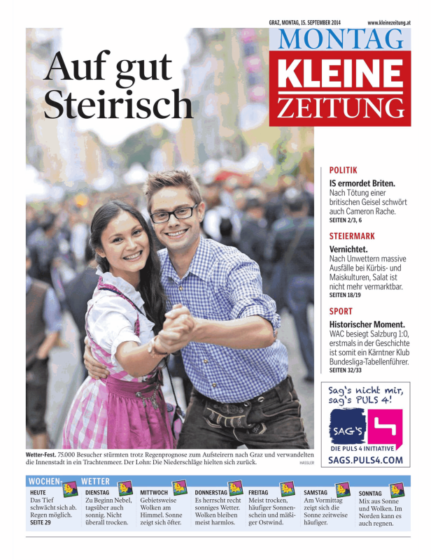 Ein Paar in Tracht tanzt auf dem „Aufsteirern“-Fest in Graz.