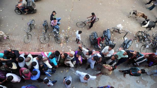 Eine Woche ohne Bargeld: Chaos nach Blitzreform in Indien