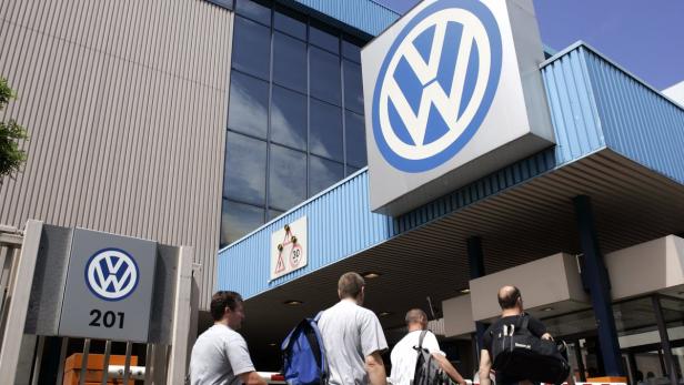 VW baut weltweit 30.000 Stellen ab