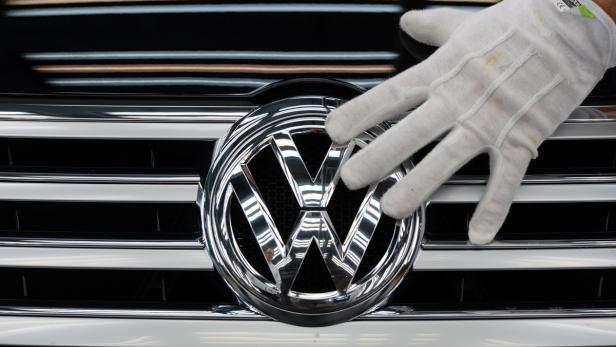 VW baut weltweit 30.000 Stellen ab