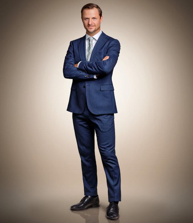 Schwuler Kanzlerkandidat in "Vorstadtweiber"