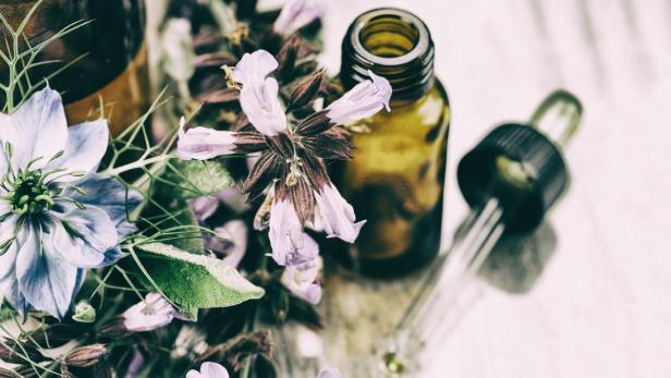 Aromatherapie: "Es muss nicht immer bittere Medizin sein"
