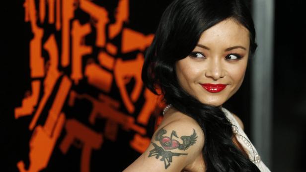 Model Tila Tequila arrives as a guest at the premi Trump-Feier: MTV-Star Tila Tequila zeigt Hitlergruß