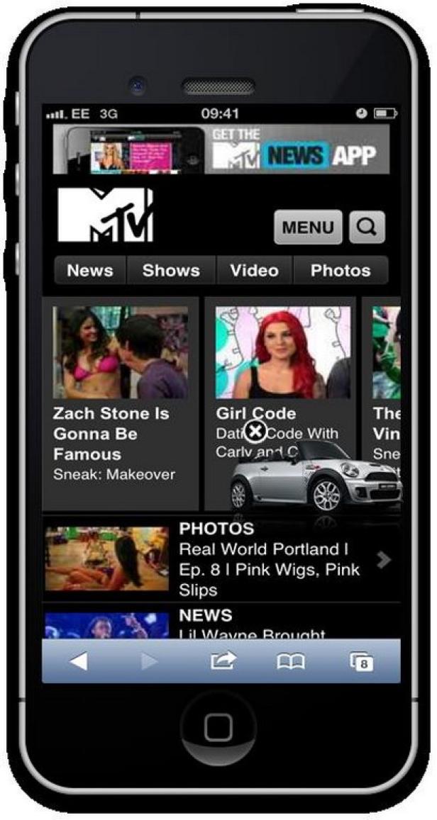 Ein iPhone zeigt die MTV News App mit verschiedenen Artikeln und Videos.
