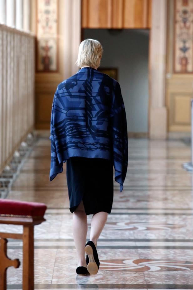 Charlene zeigt sich zu Fronleichnam alleine
