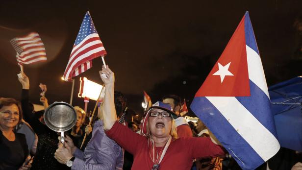 Castro tot: "Ich werde 100 Jahre weinen"