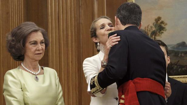 Spain's new King Felipe VI, wearing the Sash of Ca