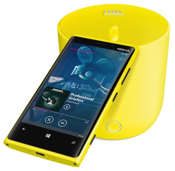Deadmau5 passt optisch und akustisch auf jeden Fall gut auf das Modell Lumia. (c: nokia alps)