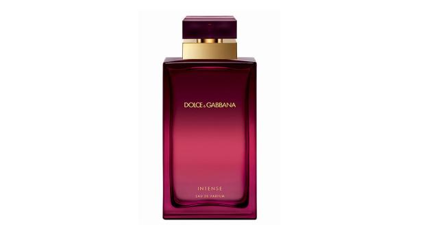 Ein Flakon des Parfüms „Dolce & Gabbana Intense“.