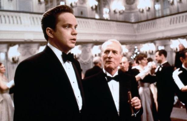 Tim Robbins und Paul Newman in einer Szene aus dem Film „The Hudsucker Proxy“.