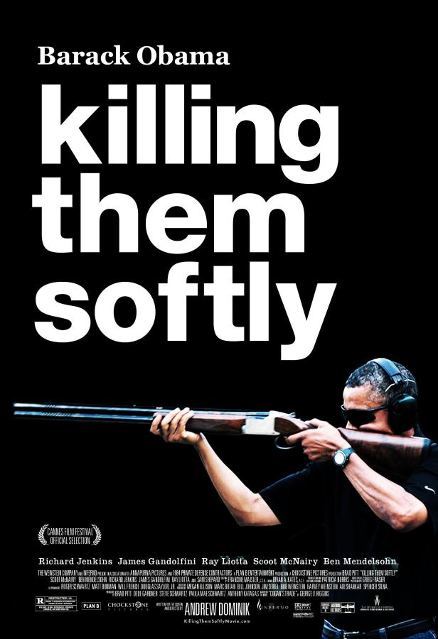 Ein Mann mit Kopfhörern und Sonnenbrille zielt mit einem Gewehr, Filmposter für „Killing Them Softly“.