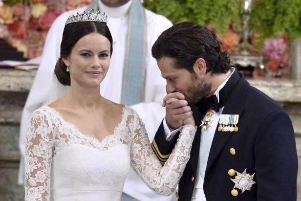 Royale Hochzeit: Elegantes Dinner & eine Überraschung