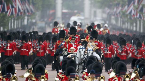 Die Parade zum 89. Geburtstag der Queen