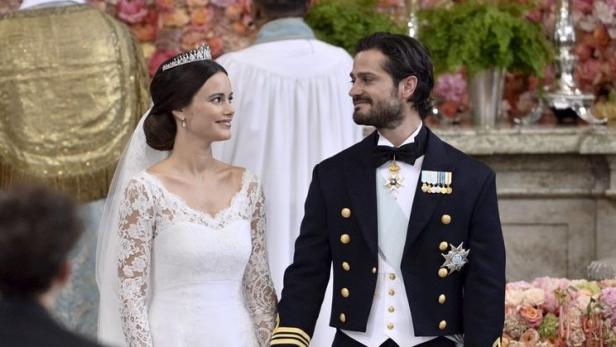 Royale Hochzeit: Elegantes Dinner & eine Überraschung